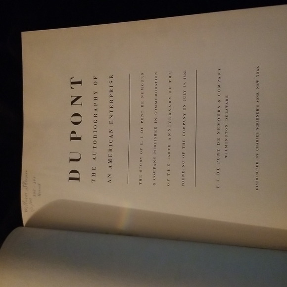 Du Pont The Autobiography of an American Enterprise Book - Picture 7 of 16